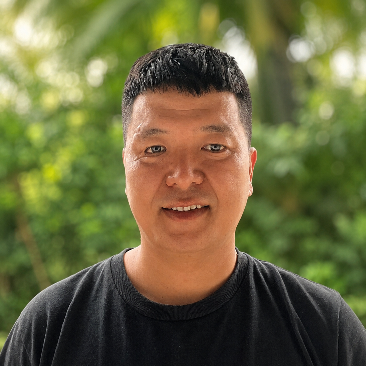 ThiLiving profile photo